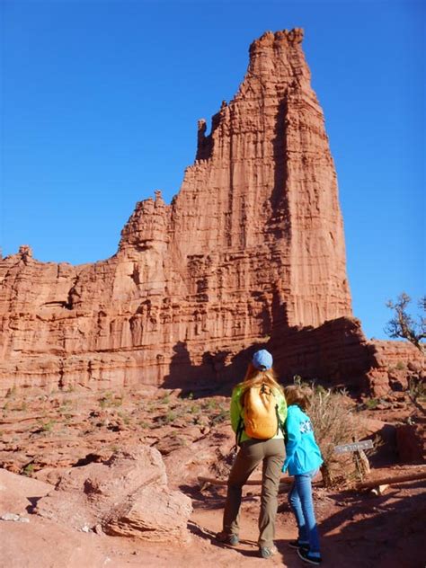 Moab Desert Hiking Tour 12 Day Trip Fisher Towers Hike Moab