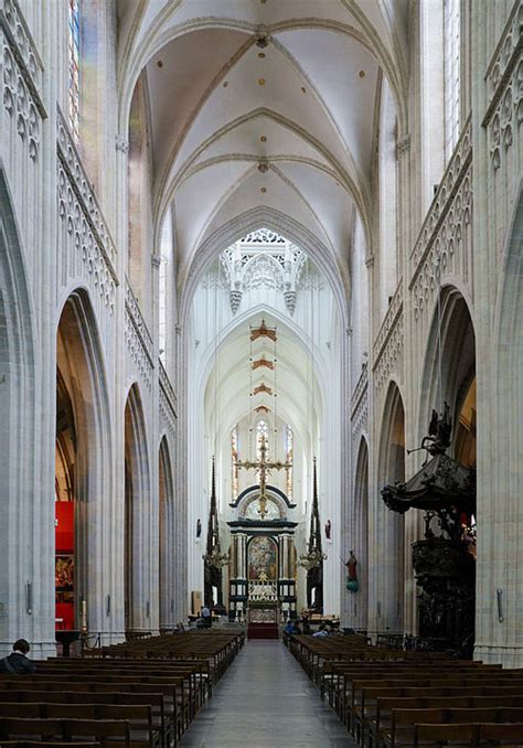 Antwerp Cathedral of Our Lady with magnificent four Rubens paintings ...