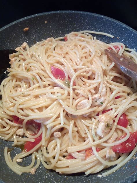 Cuocicuoci Spaghetti Con Pomodori Piccadilly Capperi E Smeriglio