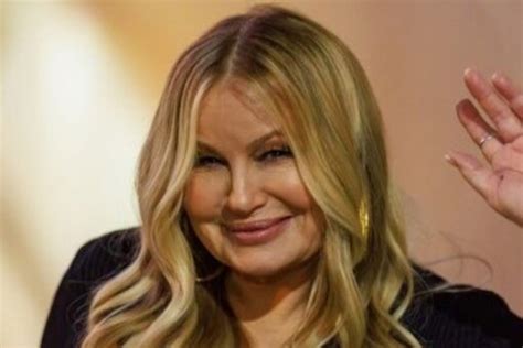 Jennifer Coolidge Admits To Sleeping With 200 People After American Pie