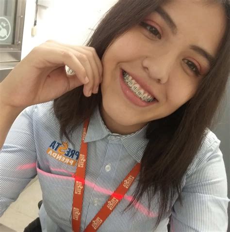 Putita Masturbandose Con Un Dildo Legion Caliente