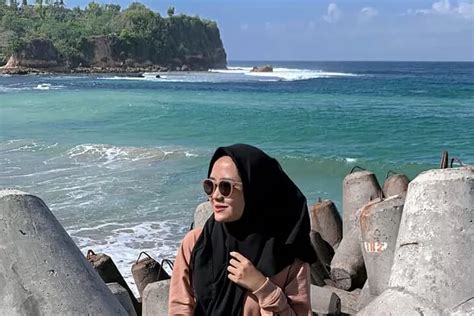 Paling Rame Dan Populer Ini Dia Rekomendasi Wisata Pantai Di Blitar