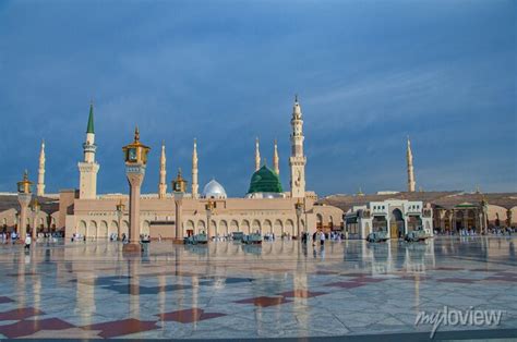 Beautiful Daytime Shots Of Masjid Al Nabawi Posters For The Wall