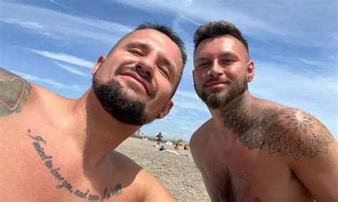 Un Grupo De Adolescentes Ataca Brutalmente A Una Pareja Gay En Inglaterra CromosomaX