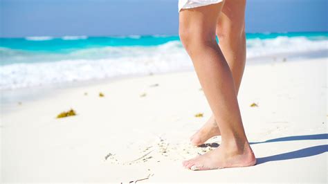 Close Up Kids Feet Walking Barefoot On The Beach 19577040 Stock Video