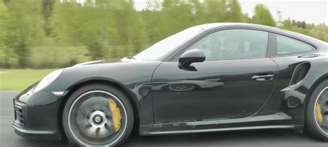 Porsche 911 Gt2 Rs Vs 911 Turbo S Airfield Drag Race Is Deadly