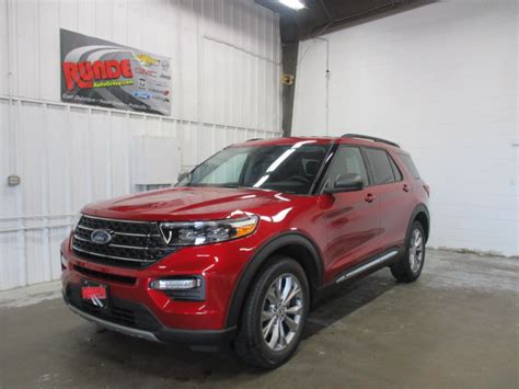 Ford Explorer Xlt Wd A Co Pilot Assist Hitch S Dubuque