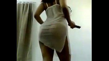 Sexy árabe bailando para ti XVIDEOS