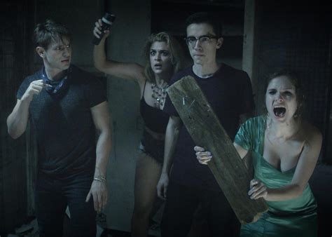 Olivia Grace Applegate Nude Pics Page