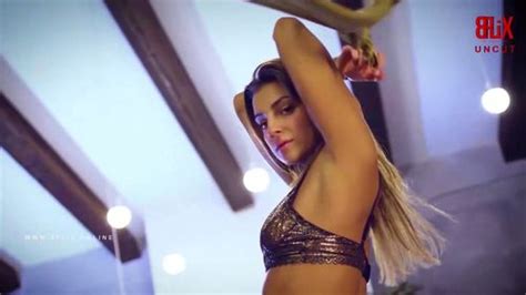 SOLO K2S Melina Fashion Shoot 2020 Uncut Vers Hot Video EightShots Originals 720p