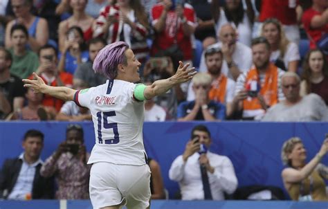 Us Wins 4th World Cup Title 2nd In A Row Beats Dutch 2 0