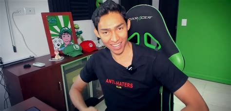 Fernanfloo Wiki - Biography, Career, Net Worth - OnlyWikis