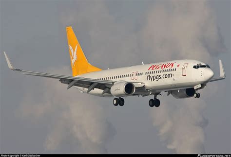 TC AAP Pegasus Boeing 737 86N WL Photo By Karl Dittlbacher ID 123353