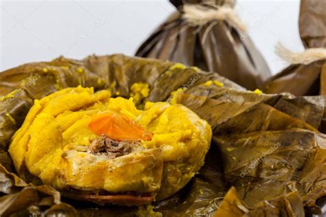 Tamal Tradicional Colombiano Hecho En La Regi N De Tolima Aislado Sobre