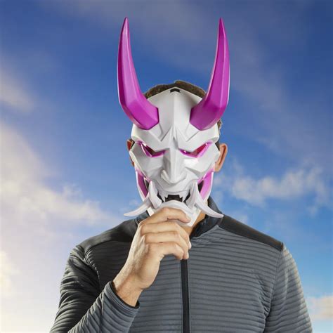 Hasbro Fortnite Victory Royale Series Fade Mask Collectible Roleplay Toy Ages 8 And Up 16