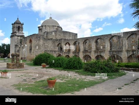 San antonio missions hi-res stock photography and images - Alamy