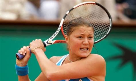 Safina announces retirement from tennis