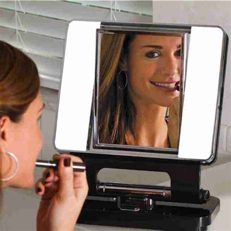 Top 7 Best Lighted Makeup Mirrors For 2018