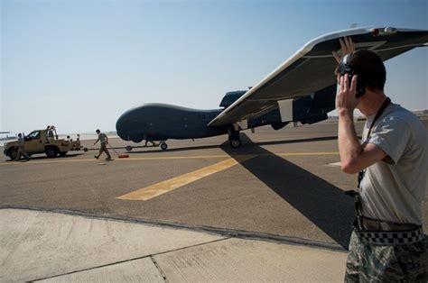 Members Of The 380th Expeditionary Maintenance Squadron Complete Post