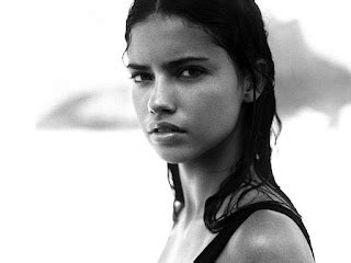 Adriana Lima Black And White Face Picture Adriana Lima Pictures