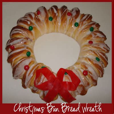 Homemaking Fun: Christmas Bun Bread Wreath