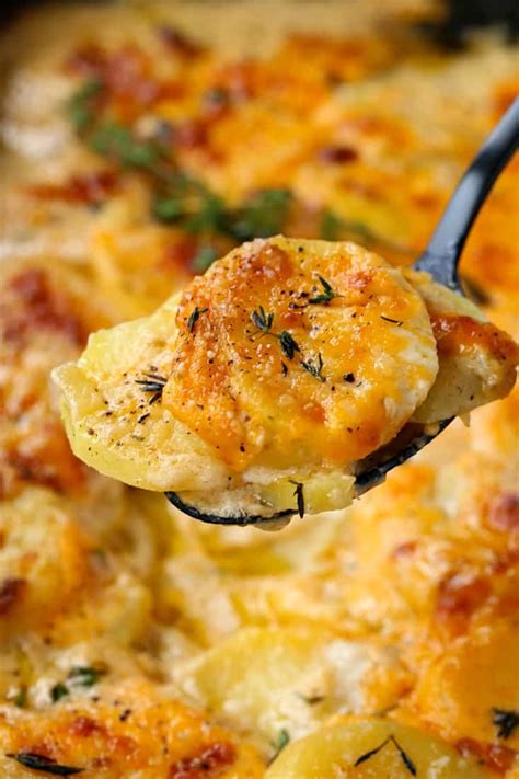 Cheesy Scalloped Potatoes Recipe Easy Potatoes Au Gratin