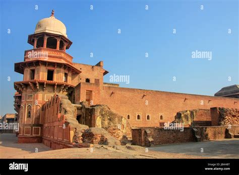 Jahangiri Mahal In Agra Fort Uttar Pradesh India The Fort Was Built