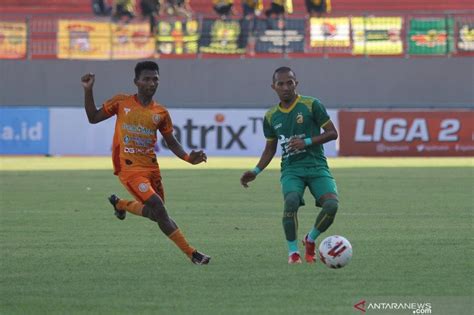 Bermain Imbang Tanpa Gol Persiraja Dan Sriwijaya FC Lolos Semifinal