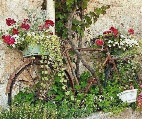 Pretty Vintage Garden Decor Ideas For Your Outdoor Space Page