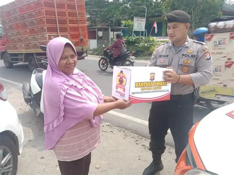 Ditpamobvit Polda Banten Salurkan Puluhan Paket Sembako