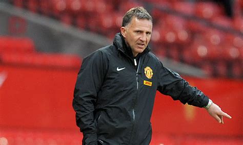 Coach Leaves Manchester United For A Managerial Job At A Championship ...