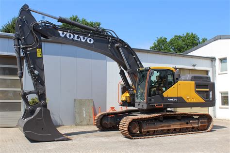 Kettenbagger Volvo EC 380 EL Podlasly Baumaschinen