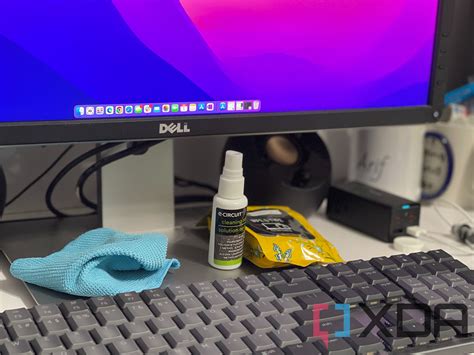 How to clean your computer monitor