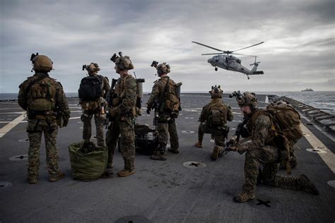 Dvids Images St Meu Force Reconnaissance Marines Execute Vbss