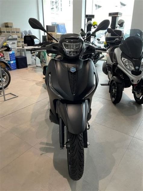 Moto Nuove Pronta Consegna Milano Piaggio Beverly Benzina Hpe Deep