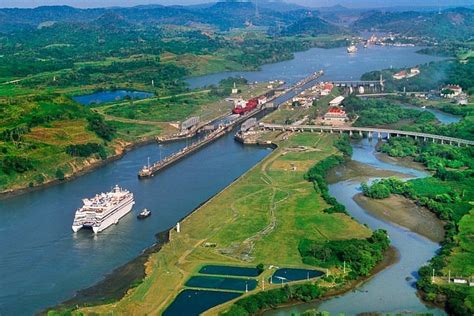 Tripadvisor Recorrido Completo En Barco Para Atravesar El Canal De