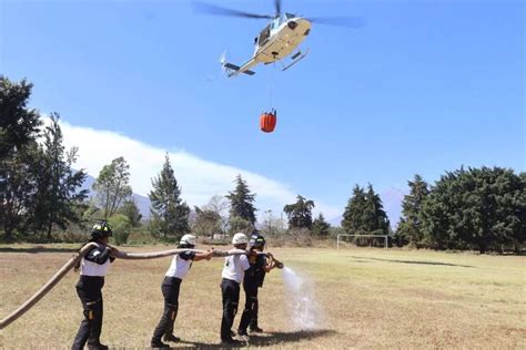 En Video C Mo Se Abastece Un Helic Ptero Que Es Utilizado Para