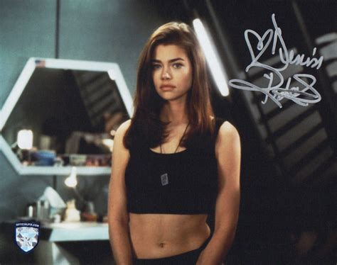 Denise Richards as Captain Carmen Ibanez in Starship Troopers (Officia – SWAU Auction