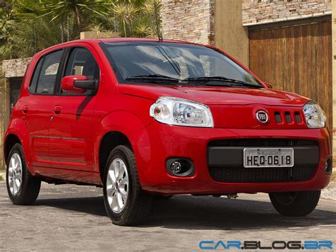 Fiat Uno 2013 Vivace Economy Way e Sporting fotos preços e fichas