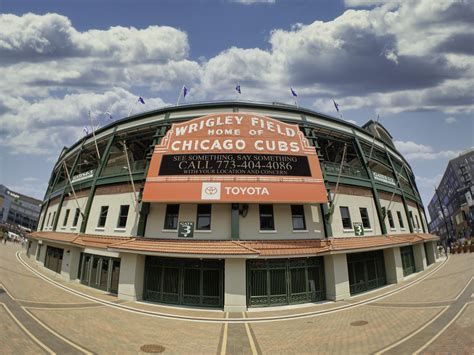 Wrigley Field : r/chicago