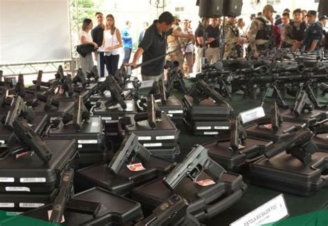 Exército Destrói 1 5 Mil Armas Fora De Uso No Ceará Ceará Alerta