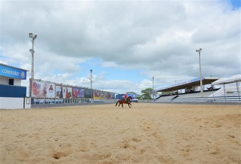 Lei que considera vaquejada patrimônio imaterial é sancionada em meio a