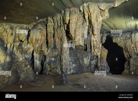 Kutumsar Cave Bastar Chhattisgarh India Asia Stock Photo Alamy