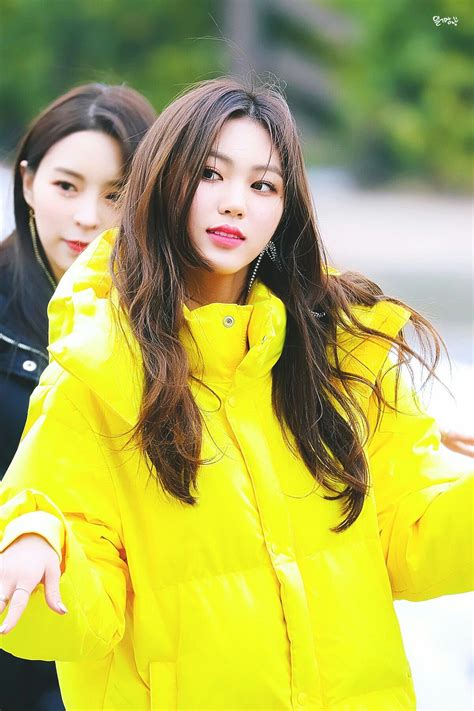 Kwon Eun Bin Clc Cube Entertainment Down Coat Puffer Coat Asian