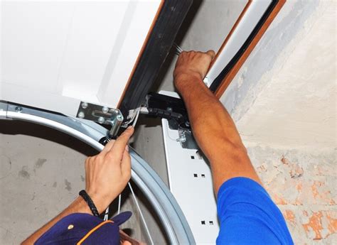 SoCal S Garage Door Pros Since 1977 Garage Door Service Repair