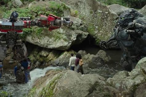 Lanzan El Primer Tráiler De “transformers El Despertar De Las Bestias