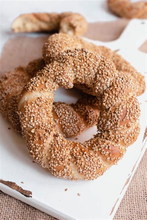 Greek Sesame Bread Rings Koulouri Thessalonikis ~ Foodathlon