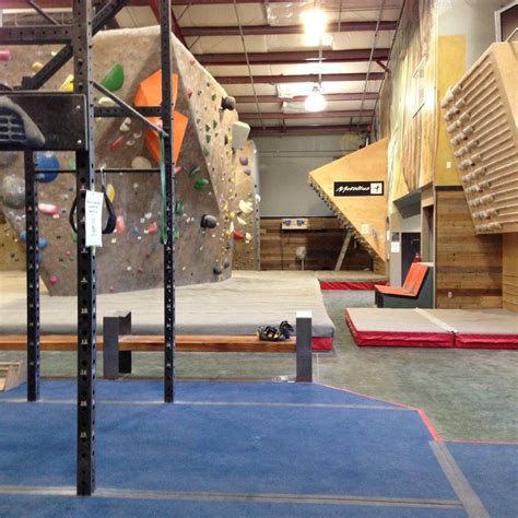 Bend Rock Gym | Information & Review | ClimbSmith.com