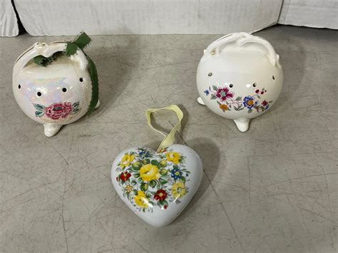 Lot Lot Of 3 Assorted Vtg Hanging Potpourri Holders