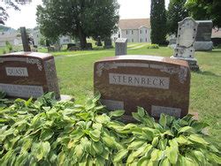 Phyllis Sternbeck Quast Find A Grave Memorial